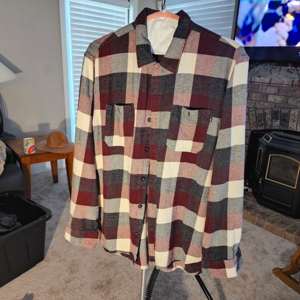 Vans Flannel Button Down Long Sleeve Shirt